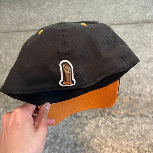 Vintage San Francisco Giants 2010 World Series Champions Hat Stretch Y2K New Era - Picture 7 of 13